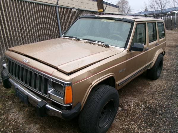 1987 Jeep Cherokee XJ 4.0L 5 Speed Manual
